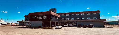 . Camrose Le Chateau Hotel