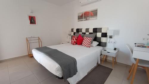  Casa Rainbow - Boutique Bed & Breakfast in Mojácar