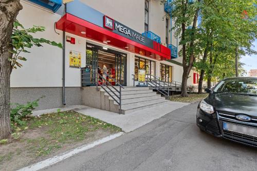 NOA Boutique Beautiful Penthouse with Private Parking