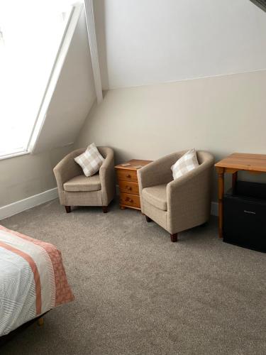 Westdene 4
