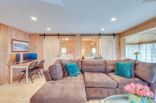 Lakefront Property in the Heart of the Catskills! in Rock Hill, USA