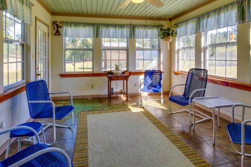 Vintage Chipley Getaway on Large Private Property in Chipley (Florida)