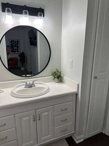 4 bedroom home in Rome, USA