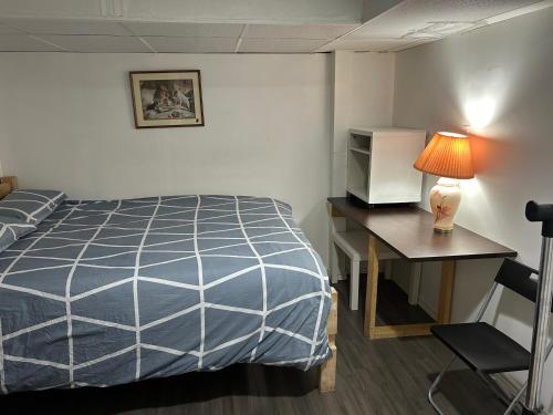 Quiet and Comfortable Homestay in Oakville