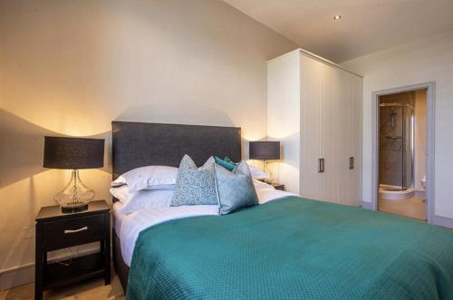 WIshie Homes- Family Apt near Luas, Dublin