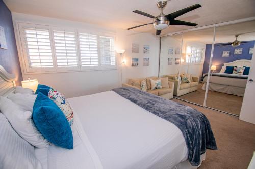 One-Bedroom Apartment with Ocean View image 10