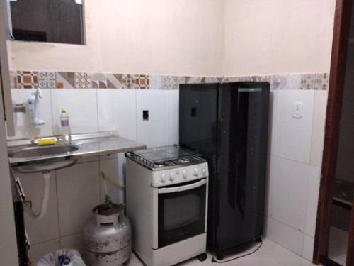 Quitinete independente na entrada de Cabo Frio in Ponta do Ambrosio