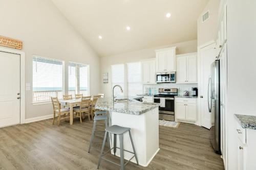Iris - Beachfront - Pet & Family Friendly, Surfside Beach (Foto 10)