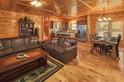 Lumberjack Lodge – Gatlinburg, TN