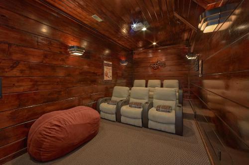 Big Sky Lodge - image 12
