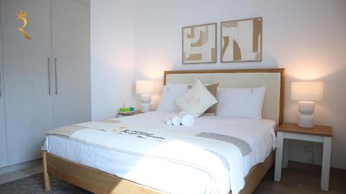 Cozy 1BR Apartment on Yas Island - Relaxing Stay Near Yas Mall & Ferrari World