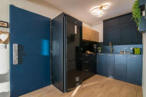 מאליבו Malibu in Kiryat Yam