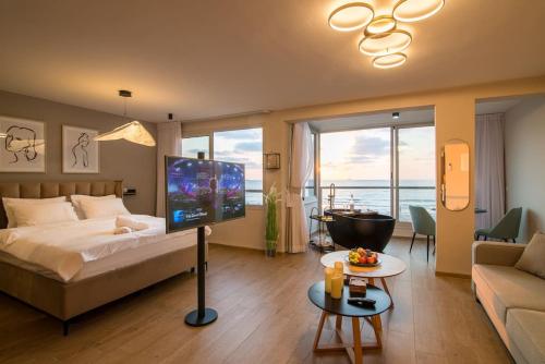 מאליבו Malibu in Kiryat Yam