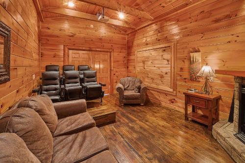 Diamond In The Rough – Gatlinburg, TN