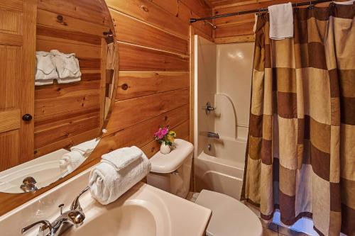 Diamond In The Rough – Gatlinburg, TN