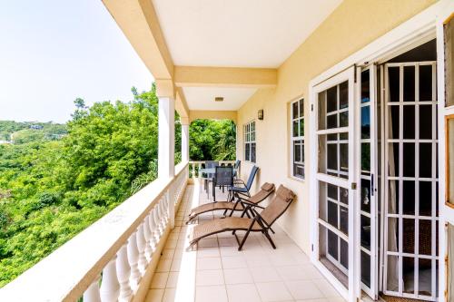ระเบียง/ชานเรือน, Woburn Villas in เซนต์ จอร์จ