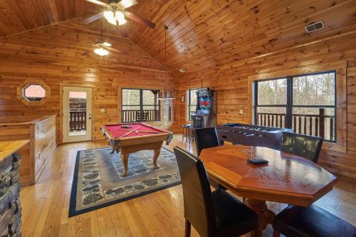 A Smoky Hideaway in Zion Grove, USA