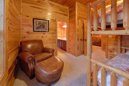 Misty Mountain Lodge – Gatlinburg, TN