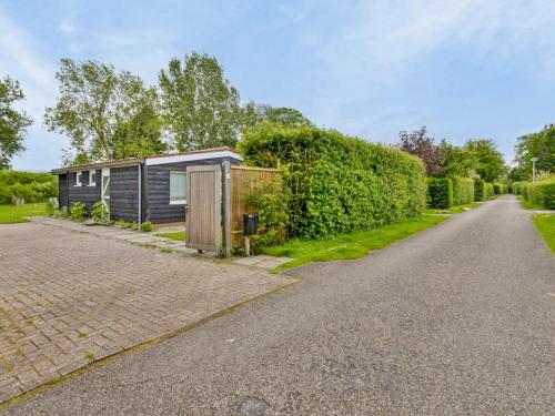 Holiday home with Gypsy wagon Holiday home with Gypsy wagon