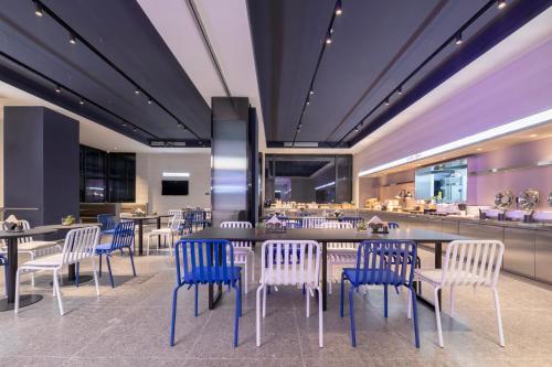 Atour Light Hotel Wuhan Vientiane City&nbsp;Xinhua Road in Торговая зона Ханькоу