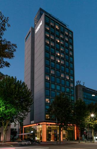 Hotel Cappuccino, Сеул