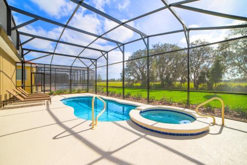 Last Minute Disney Getaway! Private Pool, Hot Tub & Games Room. Book Now! #26686 in Davenport, USA