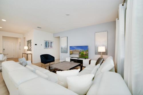 Last Minute Disney Getaway! Private Pool, Hot Tub & Games Room. Book Now! #26686 in Davenport, USA