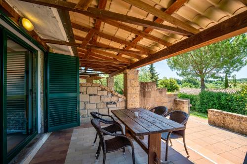 Iekārtas, ISA-Residence with swimming pool in Guardistallo surrounded by greenery in Guardistallo