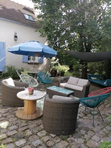 Létesítmények, Chambre chez l habitant avec petit déjeuner (Chambre chez l habitant avec petit dejeuner) in Longperrier