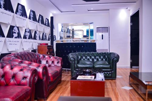 Bar/lounge, SANA Hotel in Abidjan