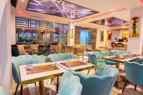 Restaurant, SANA Hotel in Abidjan