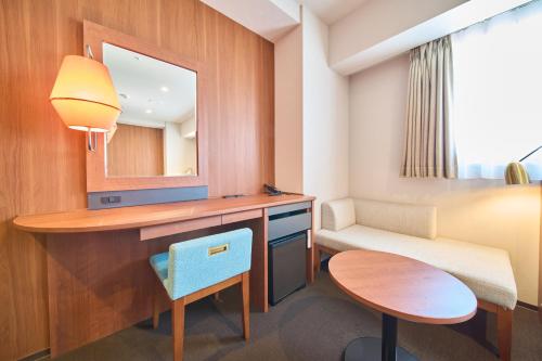 Moderate Twin Room - Smoking image 3