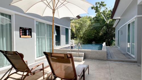 Swimming pool, DE PALM Poolvilla near Pirate Ship