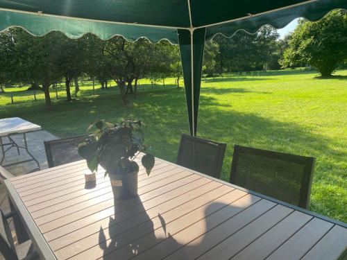 Les Aulnays – Arnage, AR