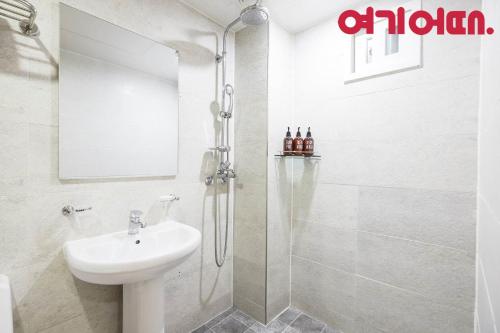 Kundae S-Stay – Seoul, VT
