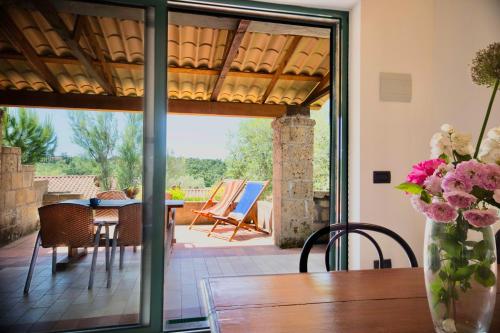 Iekārtas, ISA-Residence with swimming pool in Guardistallo surrounded by greenery in Guardistallo