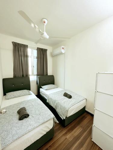 Tur16 SPlCE 10pax 4room Private House