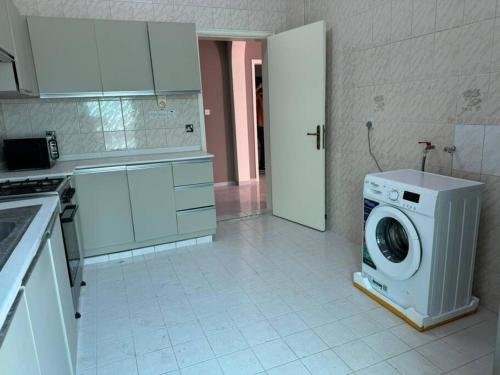 Master Rooms near Metro, Dubai (Foto 3)