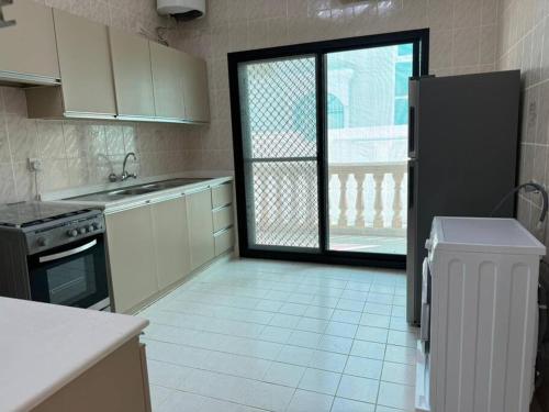Master Rooms near Metro, Dubai (Foto 10)