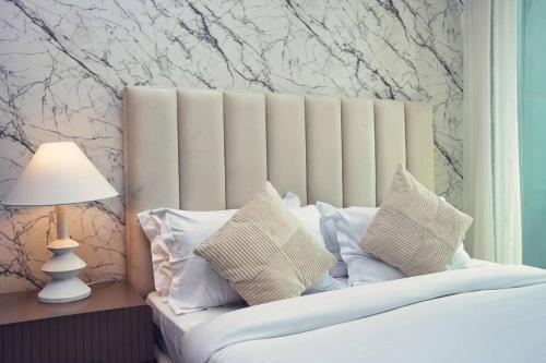 Stunning Luxury Studio Downtown 2 Minute Walk to Burj Khalifa & Dubai Mall, Dubai (photo 3)