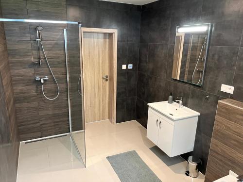 Park Rezort with Parking & Air conditioning in Piestany