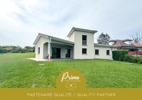 La Villa Béjarde BY PRIMO C0NCIERGERIE gîte à louer La Salle