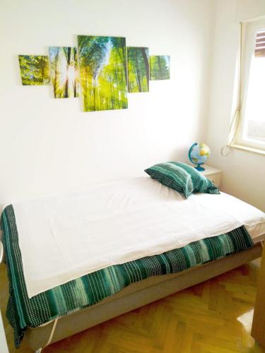 Pomalo Retreat, Your Calm Escape Near the City, Sunlit Terrace, Space & Comfort and Free Parking Spot, Split (Foto 6)