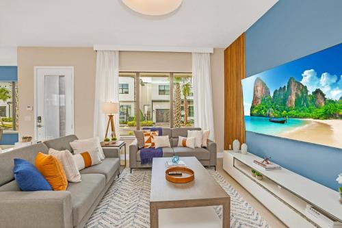 Last Minute Disney Getaway! Private Pool, Hot Tub & Games Room. Book Now! #57975 in Orlando, USA