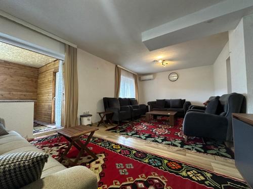 Happy House in Malešići