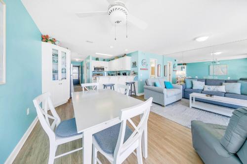 Latitude 29 #13 by RealJoy Vacations - image 8