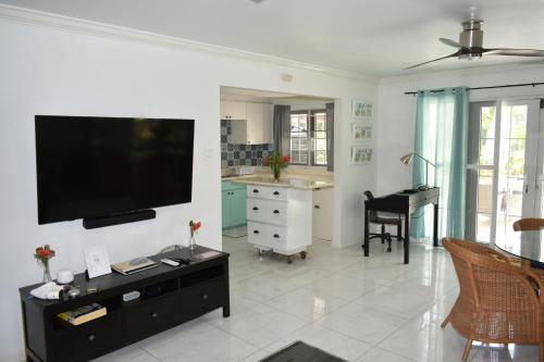 Irie Vibes by the beach Irie Vibes by the beach