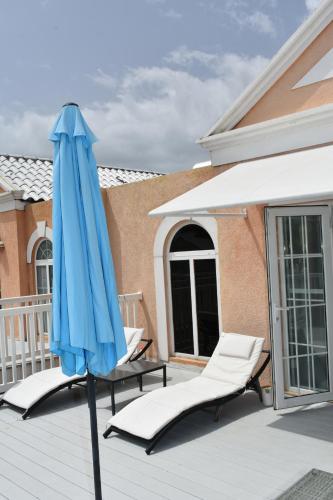 Irie Vibes by the beach Irie Vibes by the beach