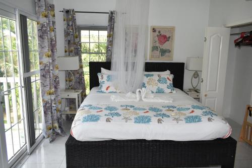 Irie Vibes by the beach Irie Vibes by the beach