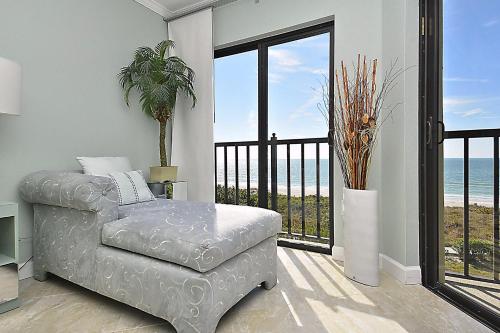 Land's End 11-406 Beach Front - Premier detail